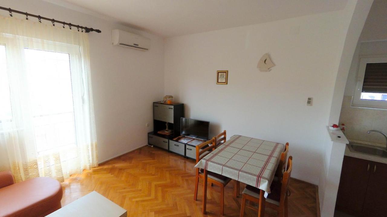 Apartments Juraga Murter Bagian luar foto