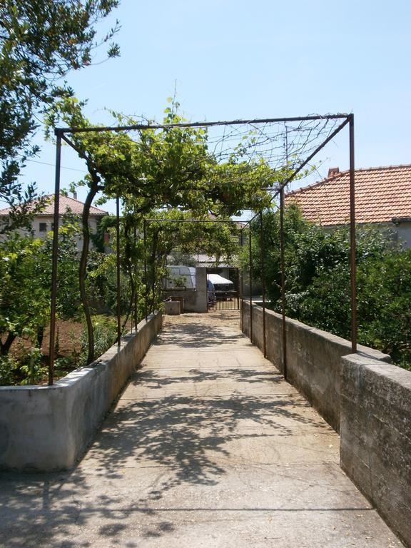 Apartments Juraga Murter Bagian luar foto